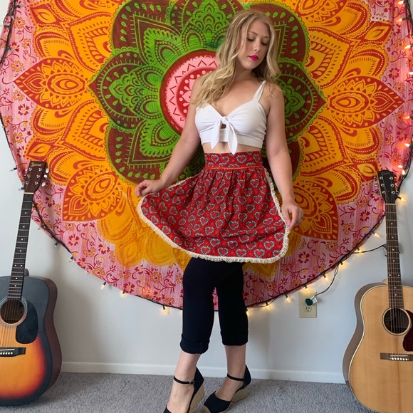 //VINTAGE// Red heart apron - Picture 4 of 8